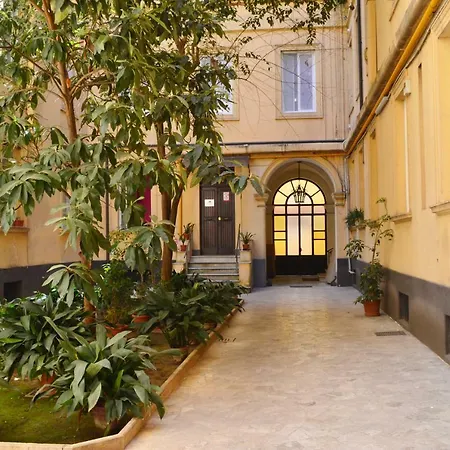 6 Stars Apartment Rome