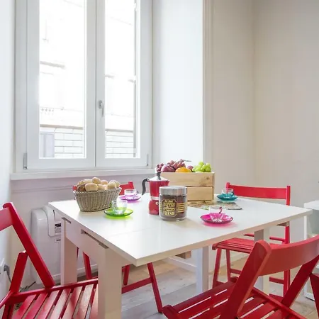 6 Stars Apartment